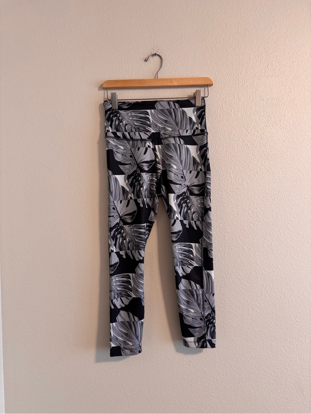 Nike Black and Gray Tropical Leaf Leggings